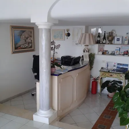 La Rosa Dei Venti Aparthotel Positano