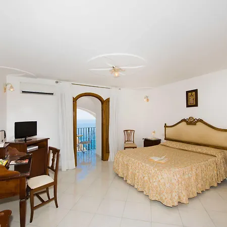 Apartmanhotel La Rosa Dei Venti