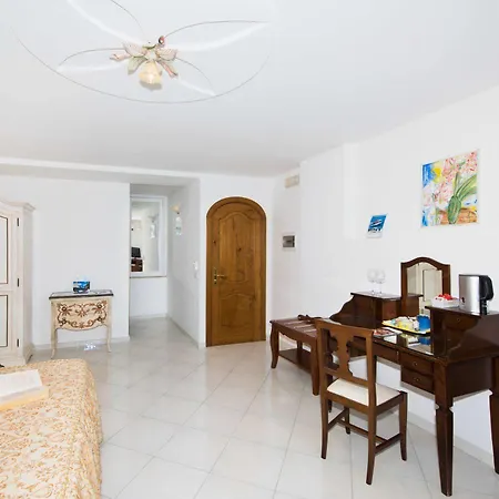 La Rosa Dei Venti Apartmanhotel Positano