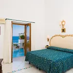 Aparthotel La Rosa Dei Venti